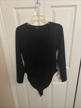 Old Navy Black Long-Sleeve Scoop Neck Bodysuit
